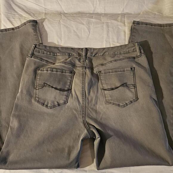 Gloria Vanderbilt Women's All-Around Slimming Effect Jeans - Size 14 - Gray - Picture 2 of 9